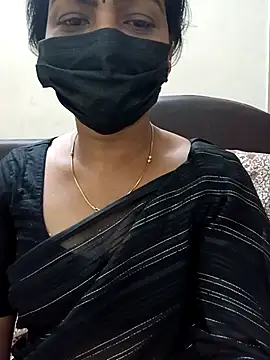 Rithya27 online show from February 2026 06:18:01 PM