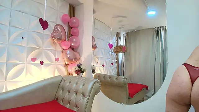 Lily rousee  online show from February 2026 12:47:02 PM