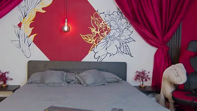 Snapshot of Maylu_Fox chatting on October 2025 12:13:02 PM Maylu Fox online show from October 2025 12:13:02 PM