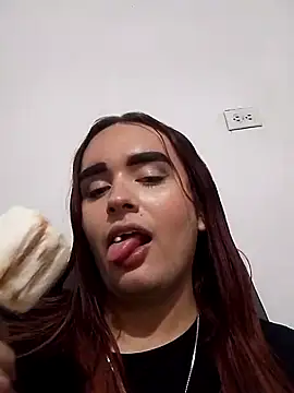 Snapshot of Maylu_Fox chatting on September 2025 02:40:01 AM Maylu Fox online show from September 2025 02:40:01 AM