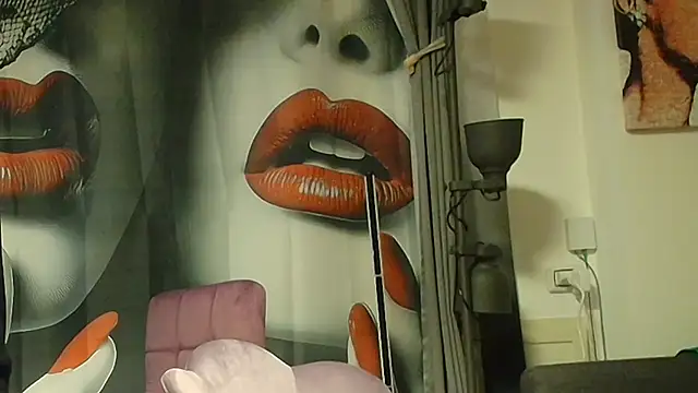 utopia2025 online show from February 2026 06:07:02 PM