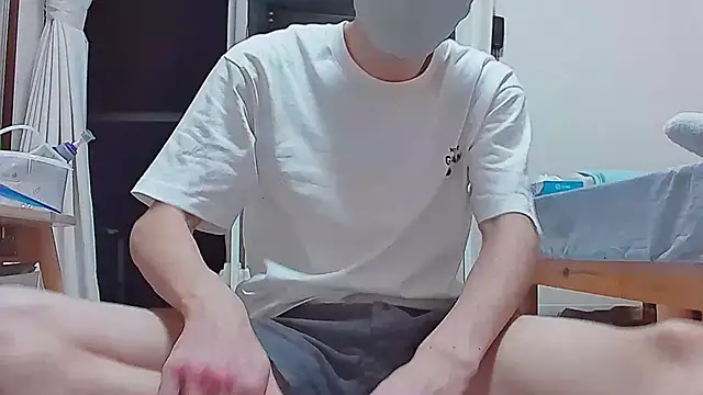 saitama0038 online show from September 2025 03:47:02 PM