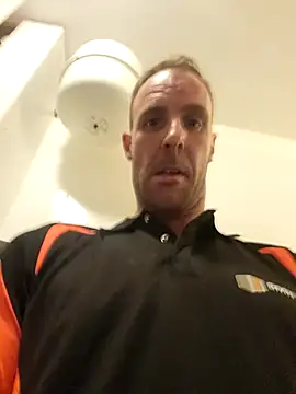 Mcnlrdam online show from November 2025 09:08:01 PM