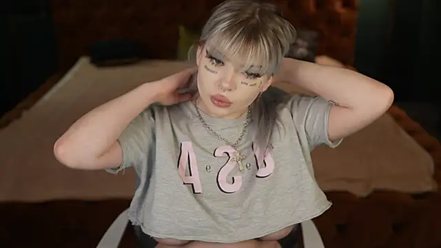 Yuki sun online show from November 2025 03:26:01 PM