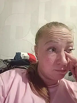 Snapshot of Kiss_Eva chatting on May 2026 07:21:02 PM Kiss Eva online show from May 2026 07:21:02 PM