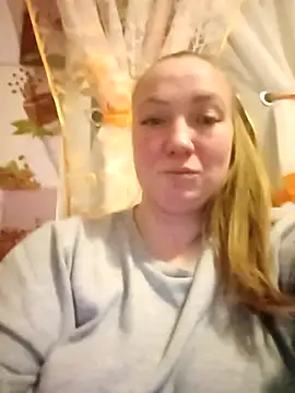 Kiss Eva online show from March 2026 05:58:02 PM