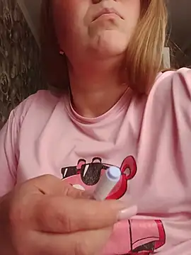 Snapshot of Kiss_Eva chatting on May 2026 03:31:01 PM Kiss Eva online show from May 2026 03:31:01 PM
