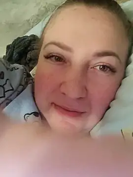 Kiss Eva online show from February 2025 04:17:02 PM
