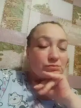 Kiss Eva online show from March 2026 04:58:02 PM