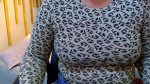 Angel saez online show from December 2025 10:47:01 AM