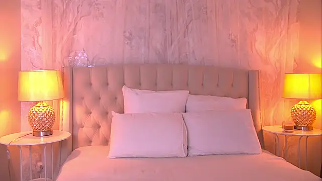 AshleyEvance online show from April 2026 06:42:01 AM