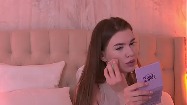 AshleyEvance online show from April 2026 06:29:02 AM