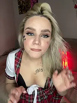 April Purr online show from January 2026 02:42:01 PM