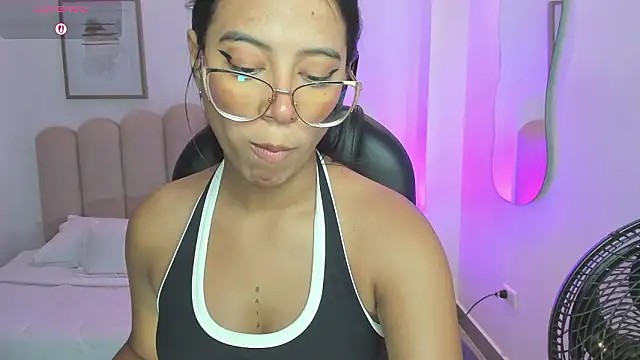 raven stonee online show from March 2026 12:50:02 AM