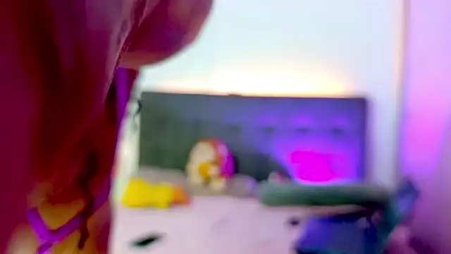 raven stonee online show from February 2026 11:57:01 PM