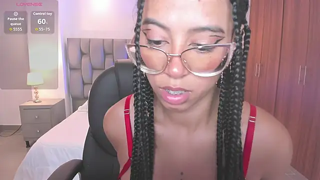 raven stonee online show from February 2026 12:31:02 AM