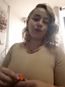 CurvyLust x online show from September 2025 02:05:01 PM