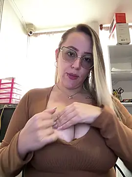 CurvyLust x online show from February 2026 03:03:02 PM