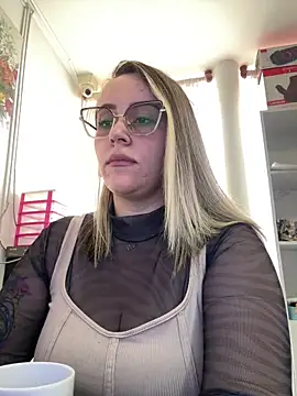 CurvyLust x online show from February 2026 02:47:02 PM