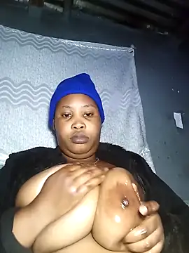 OCEANSQUITERXXX online show from October 2025 10:49:02 AM