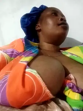 OCEANSQUITERXXX online show from May 2026 06:32:02 PM
