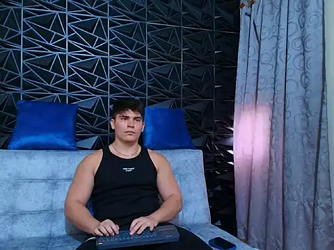 Jared Rosse online show from December 2025 05:28:01 PM