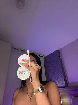 MiilaBlake online show from April 2026 07:37:02 PM