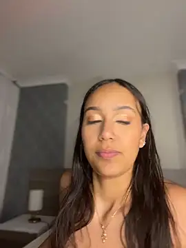 MiilaBlake online show from May 2026 07:41:01 PM
