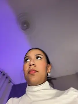 MiilaBlake online show from April 2026 07:32:01 PM