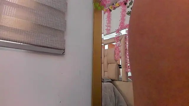 paulha miller online show from October 2025 12:17:02 PM