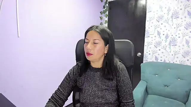 Megan Collinss  online show from November 2025 01:26:02 PM