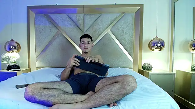 MikeMyllers online show from September 2025 11:48:01 PM