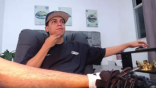 david santos16 online show from October 2025 01:41:02 AM