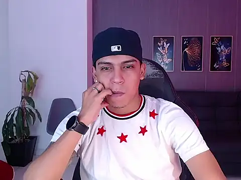 david santos16 online show from September 2025 11:08:02 PM