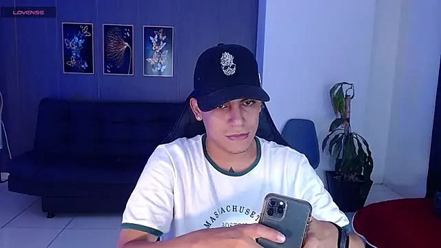 david santos16 online show from September 2025 03:18:01 AM