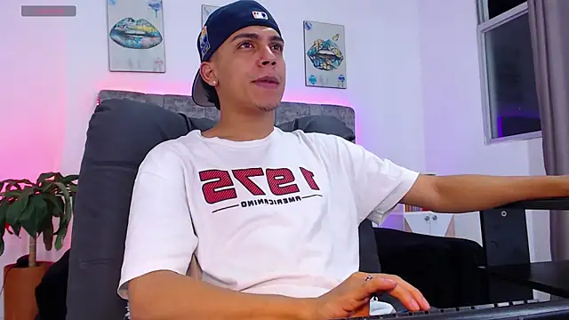 david santos16 online show from October 2025 11:55:02 PM