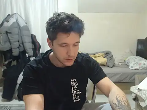 2handsomemann online show from March 2026 10:55:01 PM