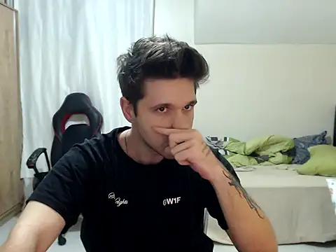 2handsomemann online show from September 2025 12:00:02 AM