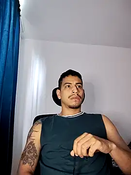 Juann-cock online show from November 2025 02:17:01 PM