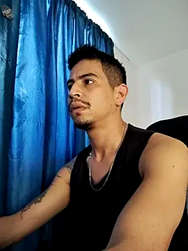 Juann-cock online show from November 2025 04:08:01 PM