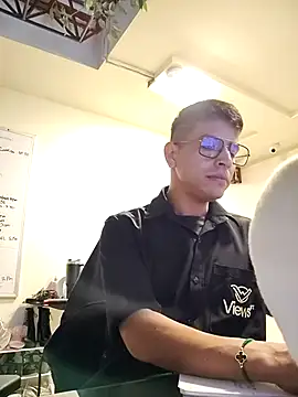 Juann-cock online show from December 2025 10:35:02 PM