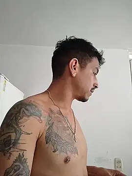 Juann-cock online show from May 2026 07:09:02 PM