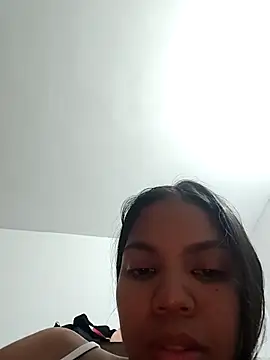 CloeeHills  online show from October 2025 12:55:01 AM