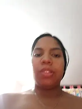 CloeeHills  online show from October 2025 02:37:02 AM