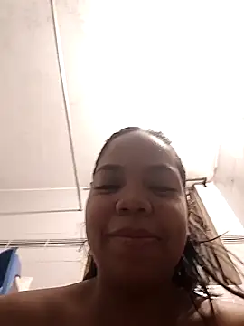CloeeHills  online show from October 2025 10:17:01 AM