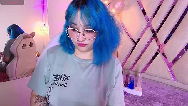 Lilith curvy online show from October 2025 08:10:01 PM