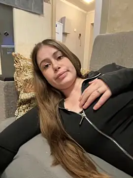 Snapshot of Soyyyaa chatting on September 2025 04:42:01 PM Soyyyaa online show from September 2025 04:42:01 PM