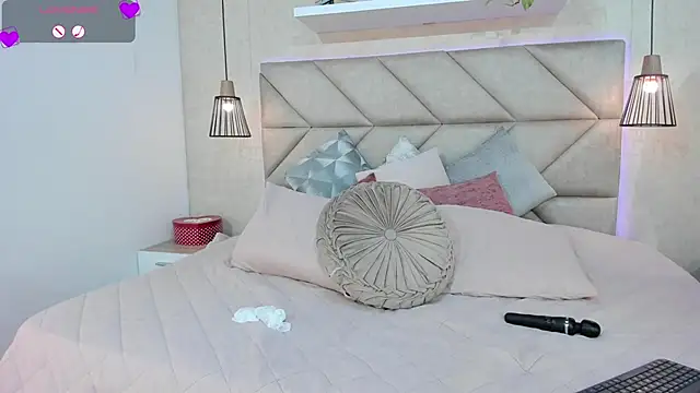 ValeryyWilliams online show from October 2025 12:37:02 PM