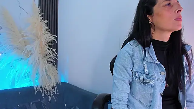 ShaunaDream online show from March 2026 02:48:01 AM