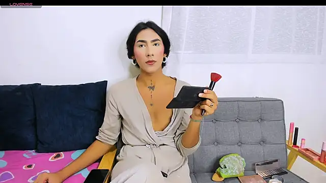 Snapshot of zou_quira chatting on November 2025 11:30:01 PM zou quira online show from November 2025 11:30:01 PM